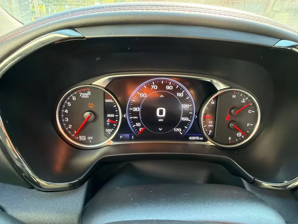Used 2020 BLACK Chevrolet RS image 11