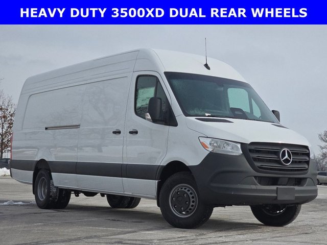 2025 Mercedes-Benz Sprinter 3500 Cargo 170 WB