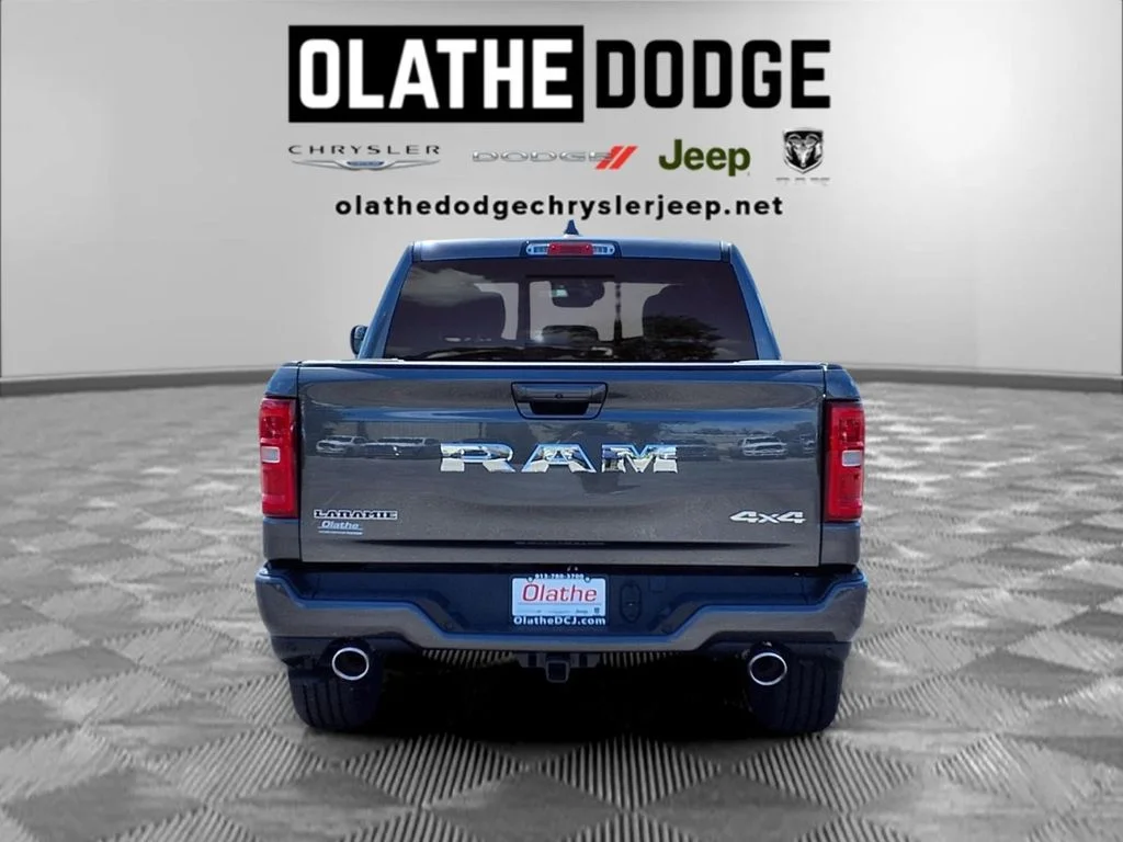 New 2026 Granite Crystal Metallic Clear-Coat Exterior Paint RAM Laramie image 27