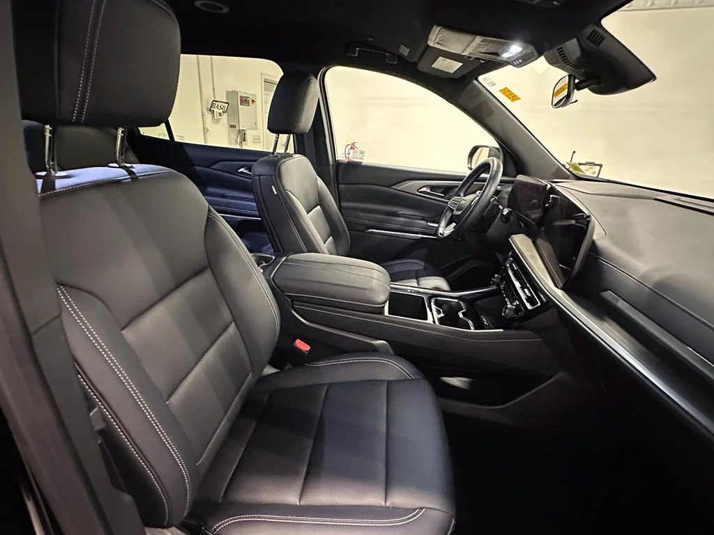 Used 2026 Black Chevrolet LT image 28
