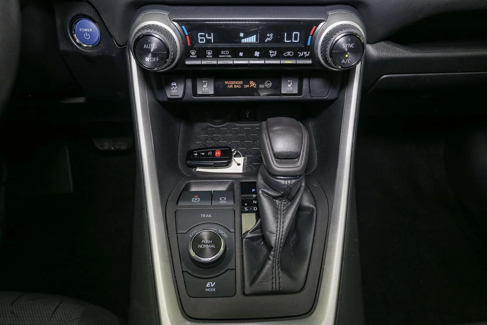 Certified Used 2022 White Toyota XLE image 33