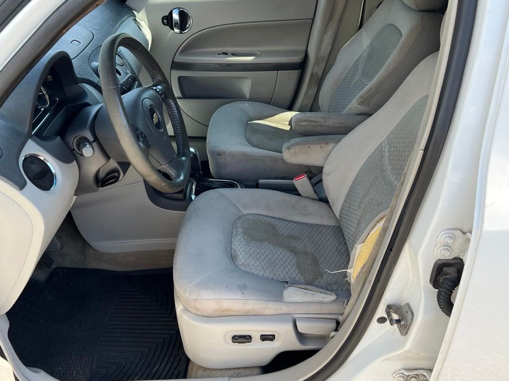 Used 2009 White Chevrolet LT image 15