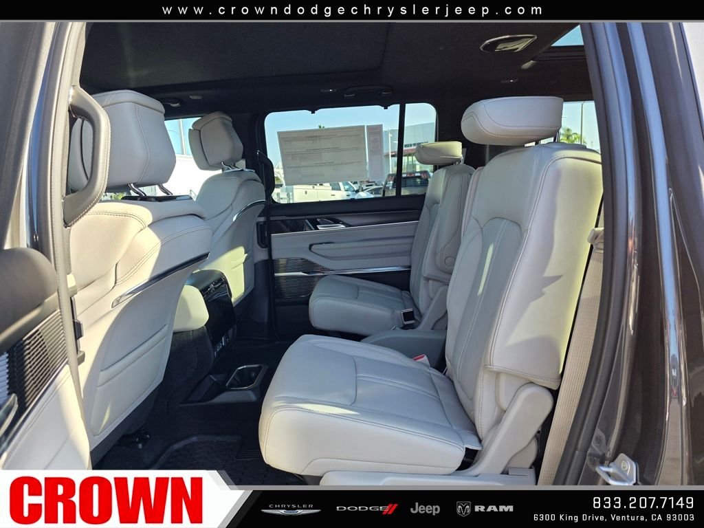 New 2026 Baltic Gray Metallic Clearcoat Jeep Summit Obsidian image 20