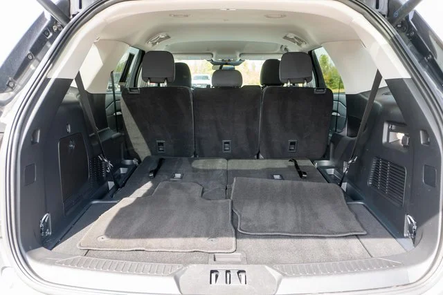 Used 2025 Gray Metallic Ford Active image 10