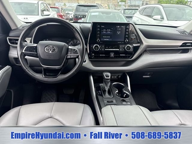 2020 Toyota Highlander XLE - Photo 15
