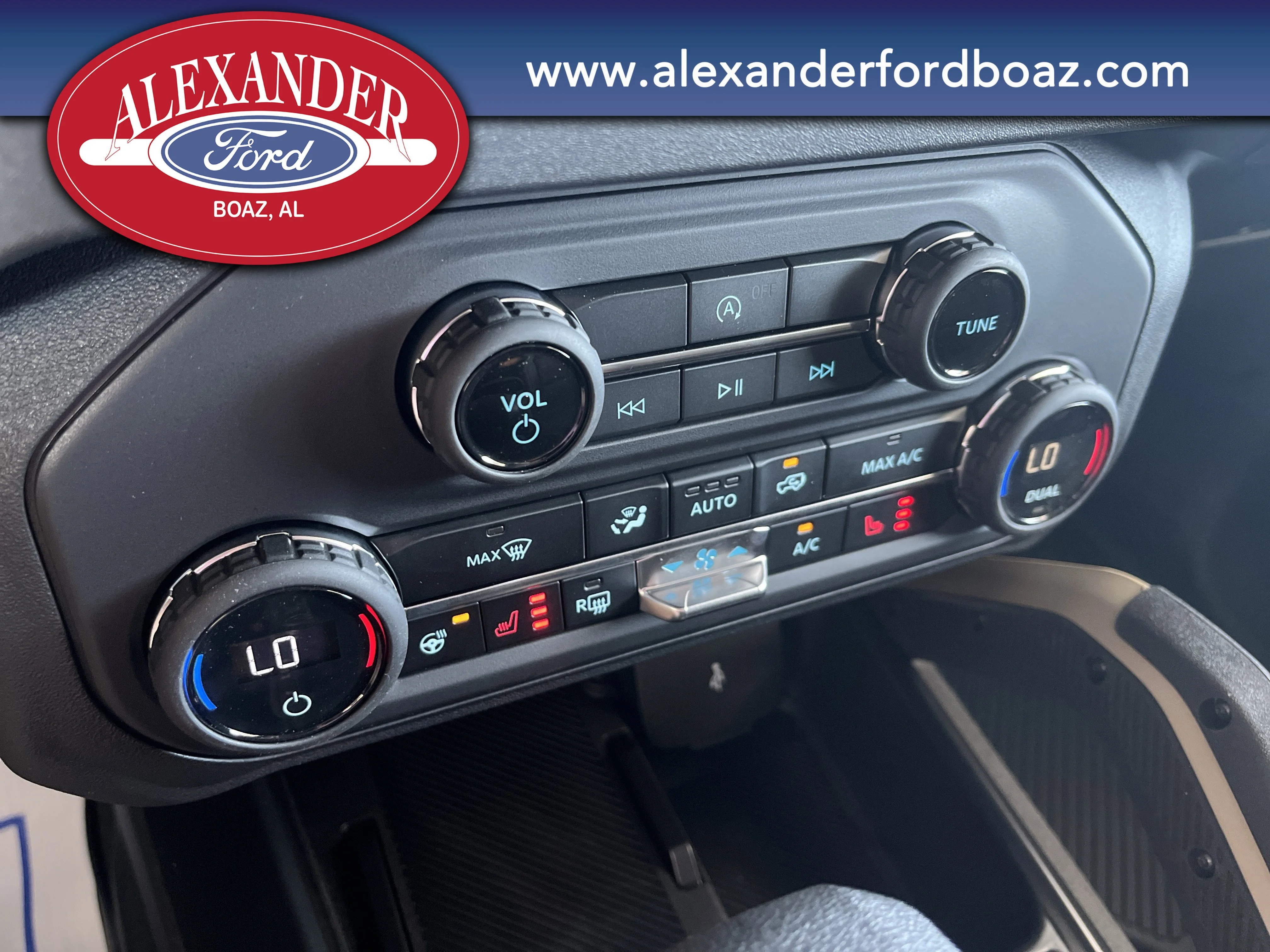 New 2026 Carbonized Gray Metallic Ford Badlands® image 24
