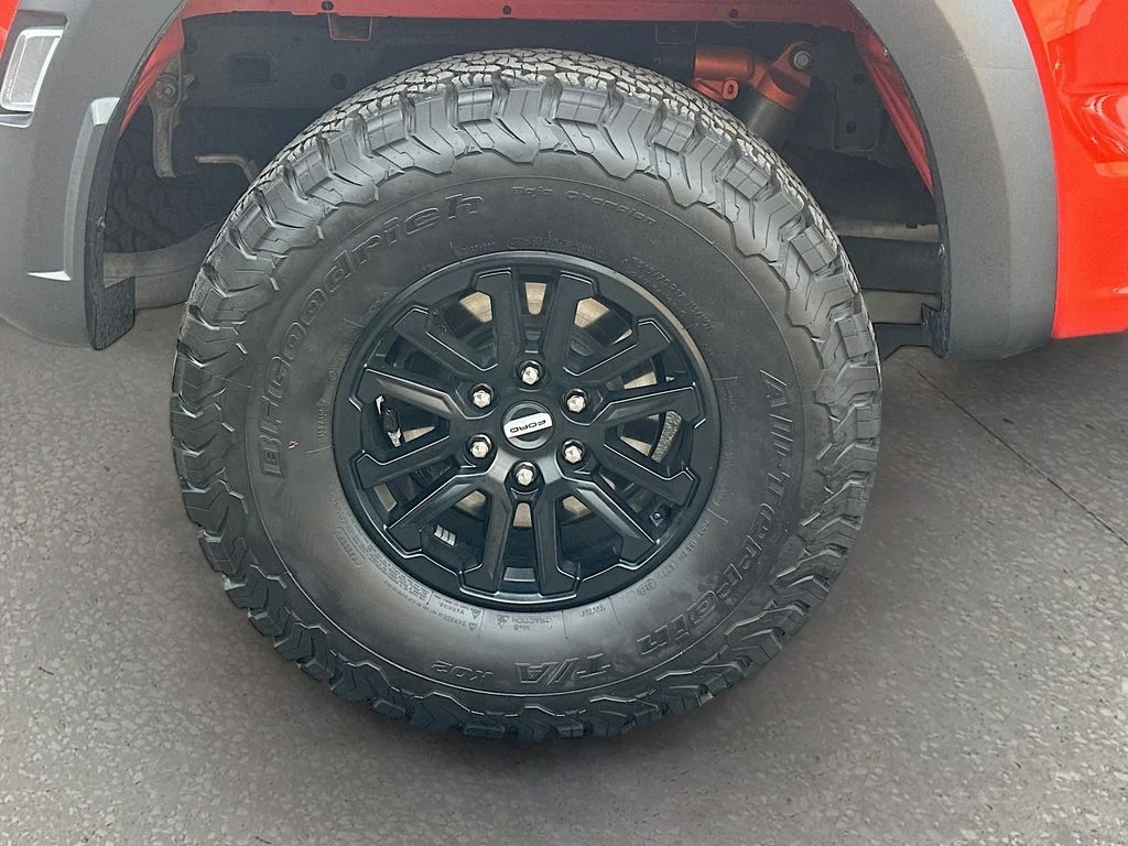 Used 2023 Orange Ford Raptor image 30