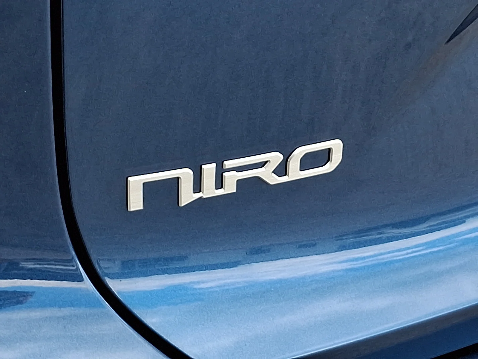 New 2026 Blue Kia Wind image 22