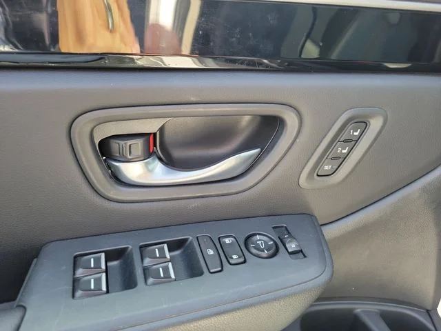 Used 2025 White Honda Touring image 20