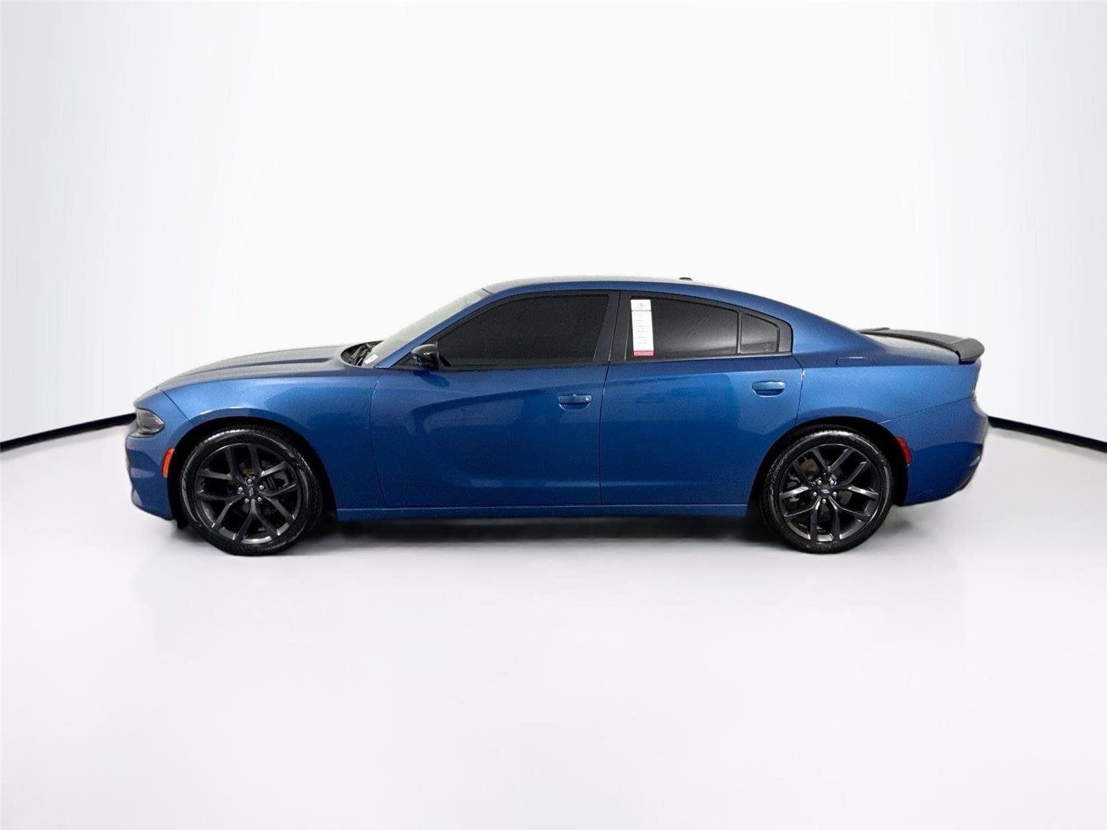 Used 2021 Frostbite Dodge SXT image 11