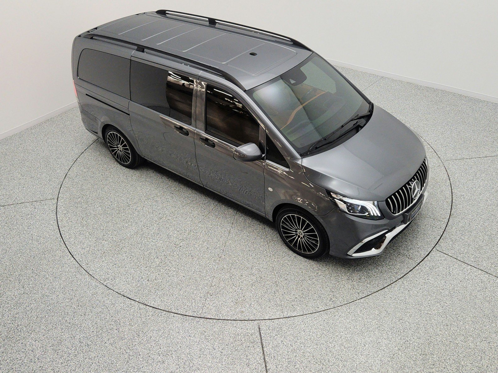 Used 2022 Selenite Grey Metallic Mercedes-Benz Standard Roof 126 Wheelbase image 18