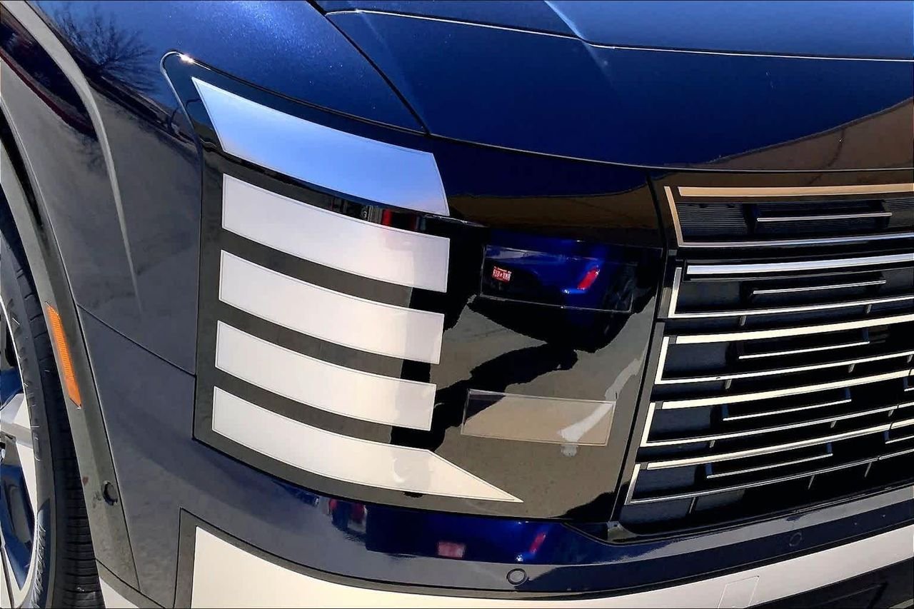 New 2026 Classy Blue Pearl Hyundai Limited FWD image 13