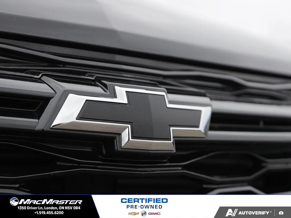 Certified Used 2024  Chevrolet RS image 12