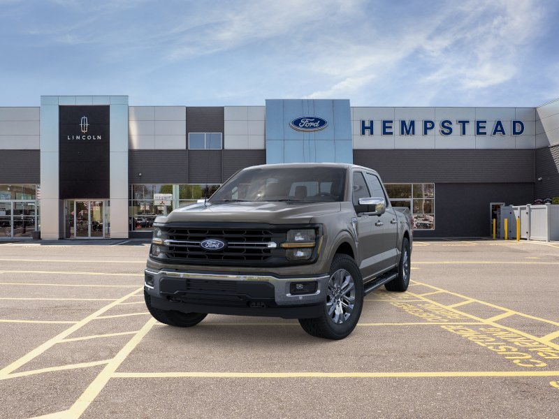 New 2026 Marsh Gray Ford XLT image 2