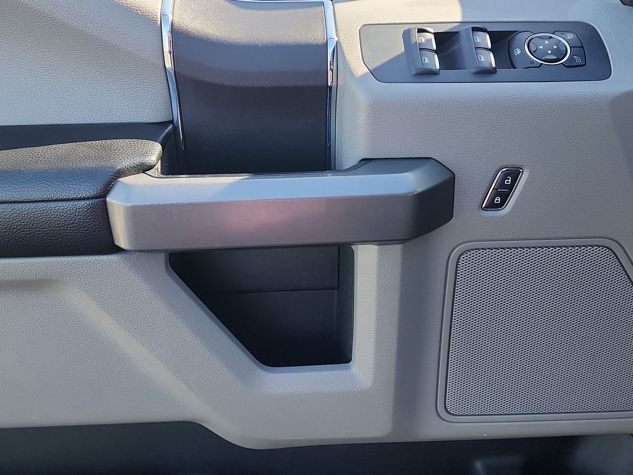 Used 2015 Silver Ford XL image 13