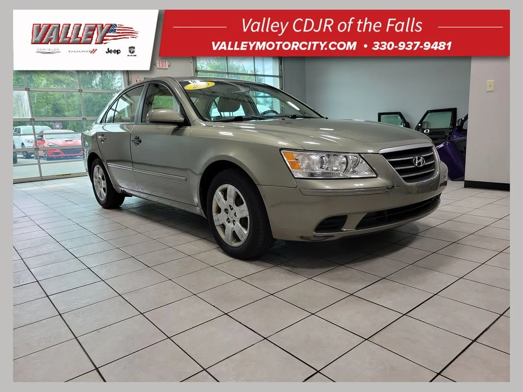 2010 Hyundai Sonata GLS I4 A/T's photo