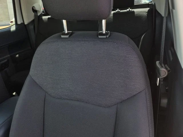 New 2026 Oxford White Ford XL image 12