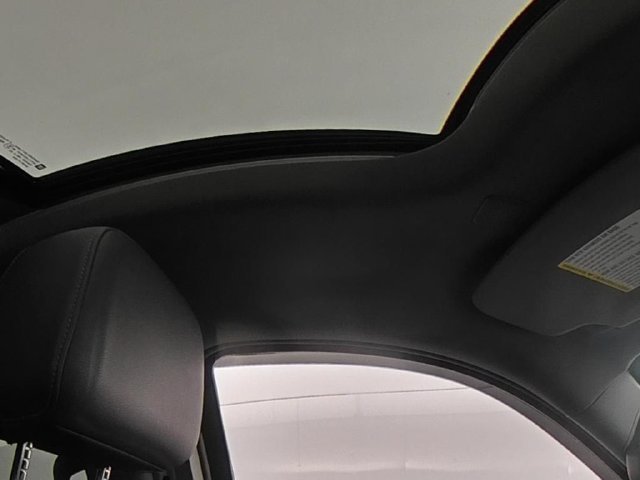 Used 2022 Red Chevrolet LT Trail Boss image 31