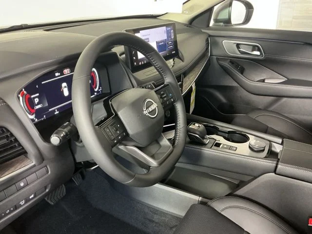 New 2026 Gray Nissan Platinum image 12