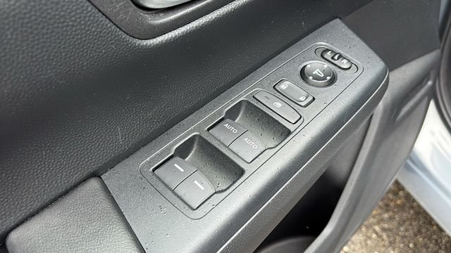 Used 2024  Honda Sport image 9