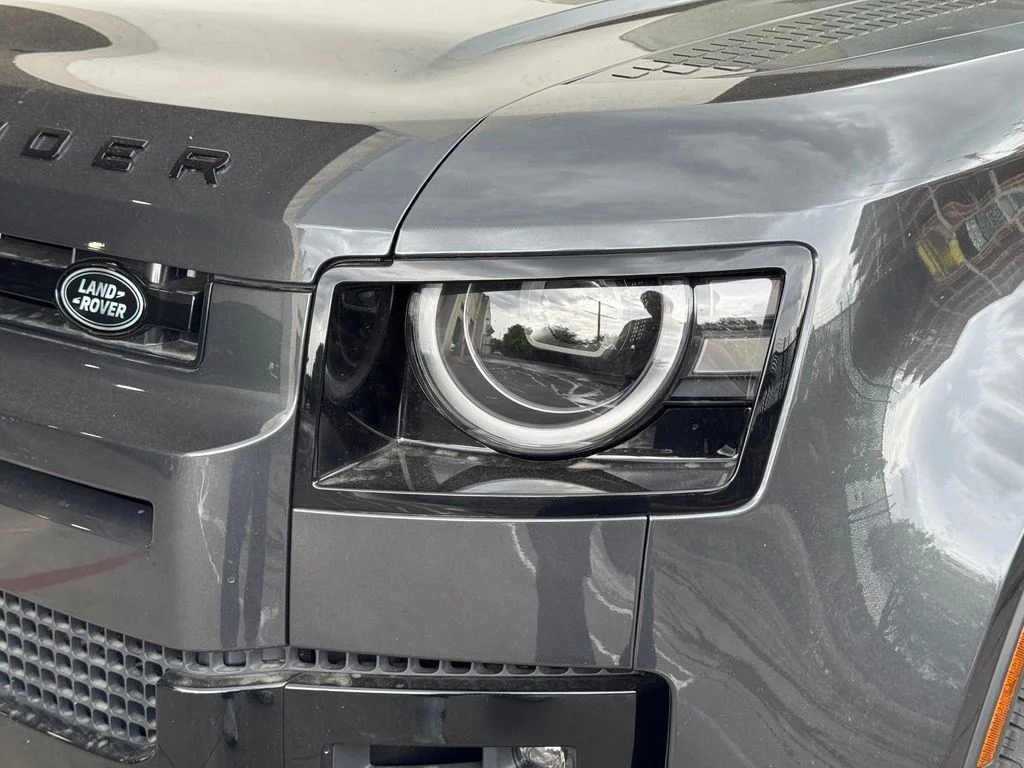 New 2026 Carpathian Grey Prem Met Land Rover S image 4