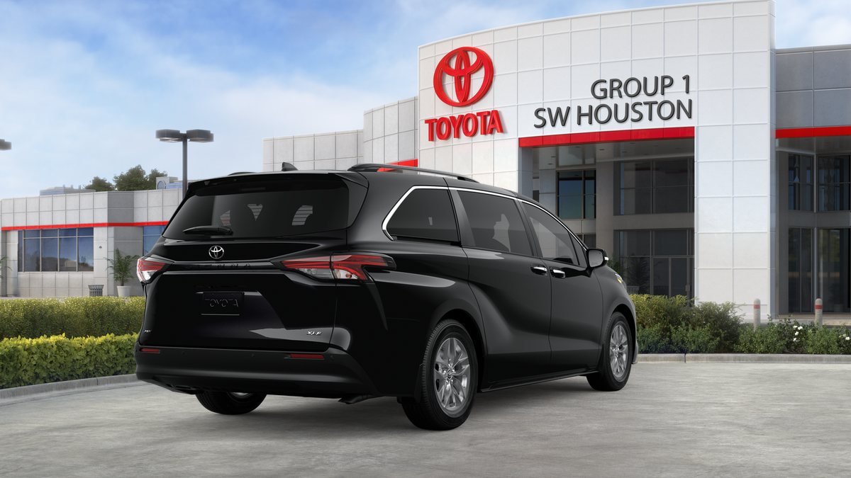 New 2026 Midnight Black Metallic Toyota XLE image 9