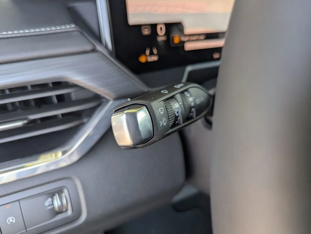2026 GMC Acadia Elevation - Photo 19