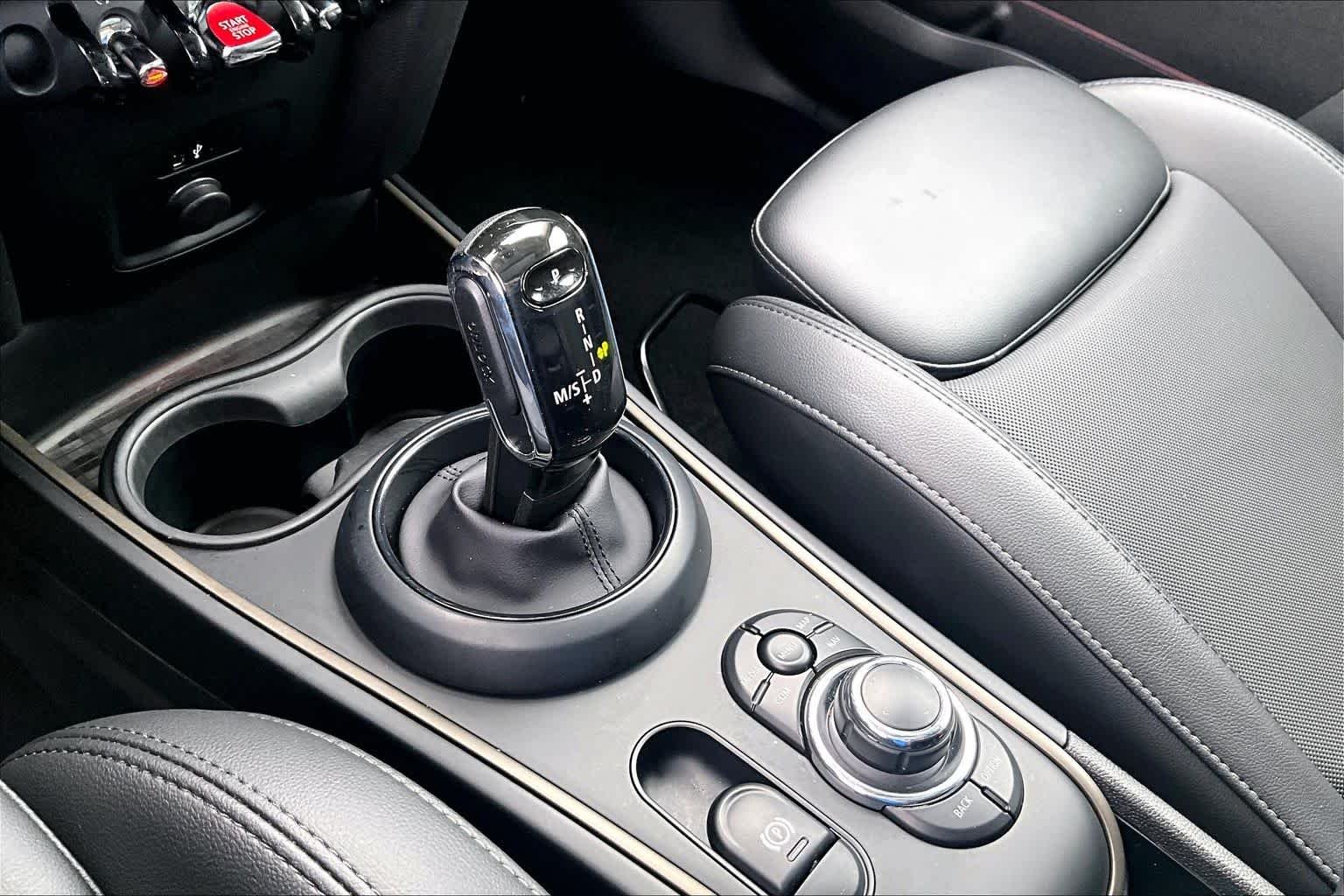 Used 2022 Midnight Black Metallic MINI Cooper S image 15