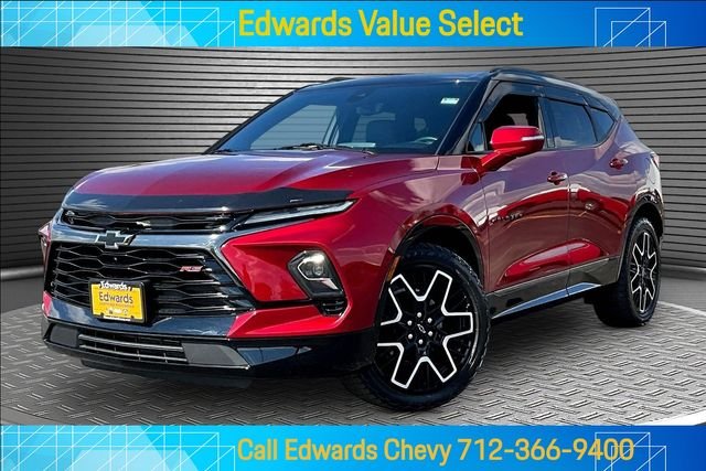 Used 2023 Red Chevrolet RS image 1