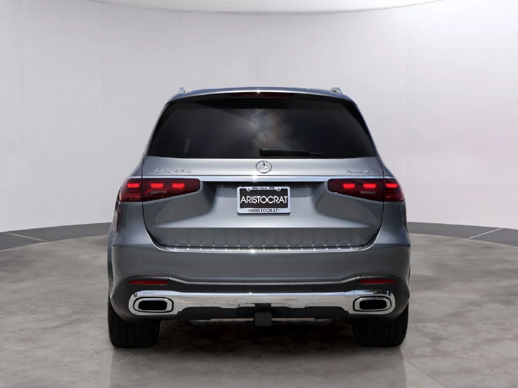 New 2026 Selenite Grey Metallic Mercedes-Benz GLS 450 image 47