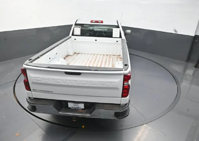 Used 2023 White Chevrolet WT image 17