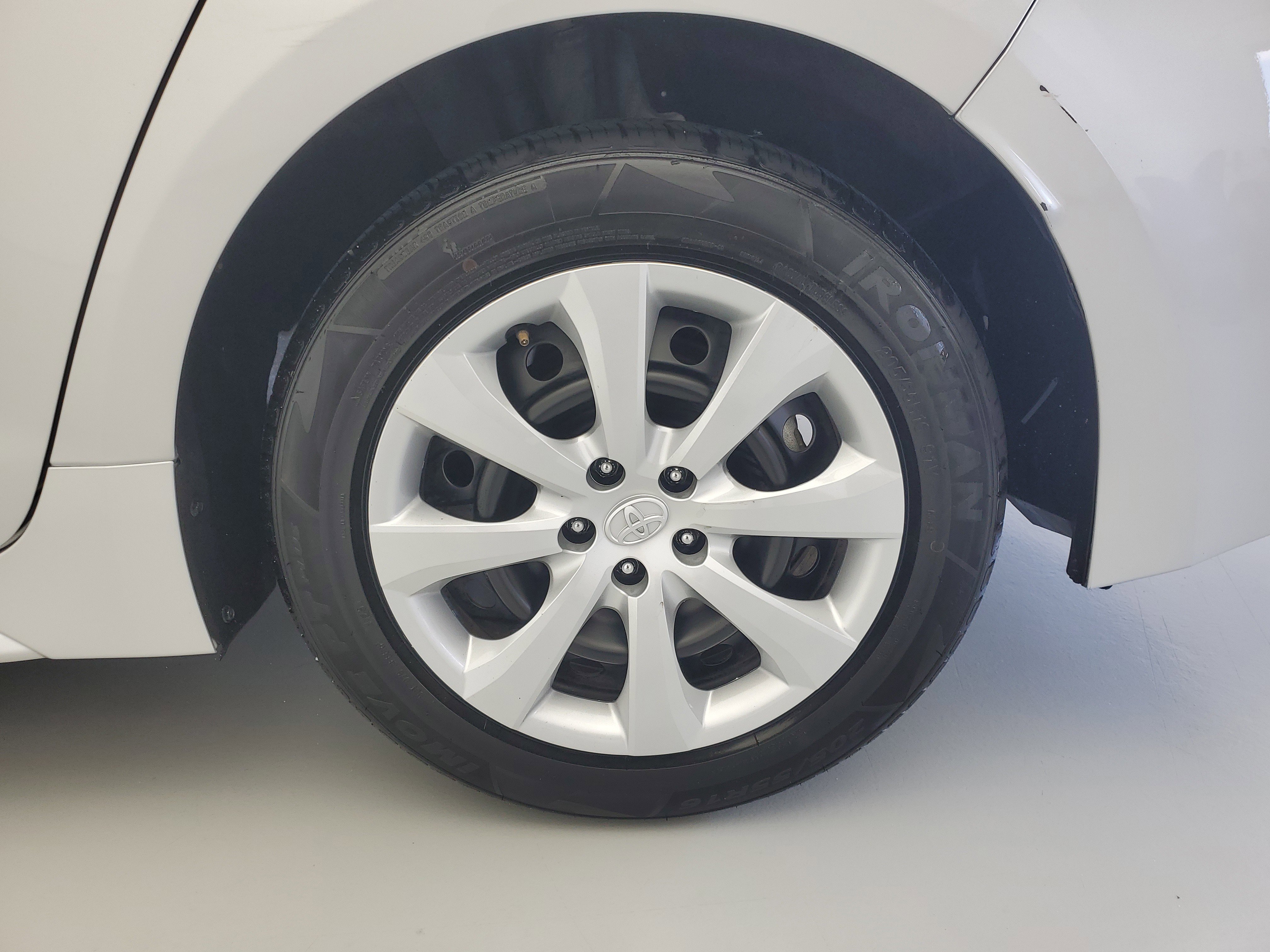 Used 2024 Classic Silver Metallic Toyota LE image 12