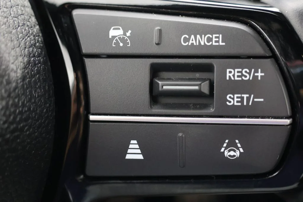 Used 2025 White Honda Sport image 12