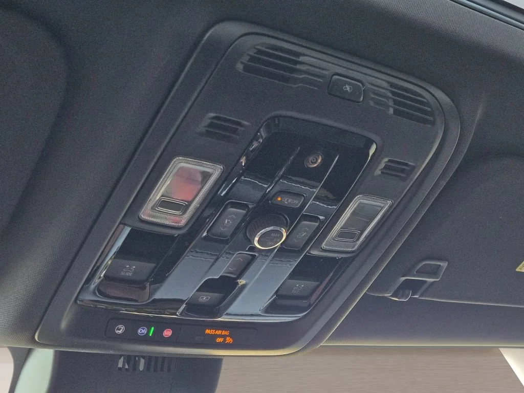 2026 Chevrolet Tahoe Premier - Photo 33