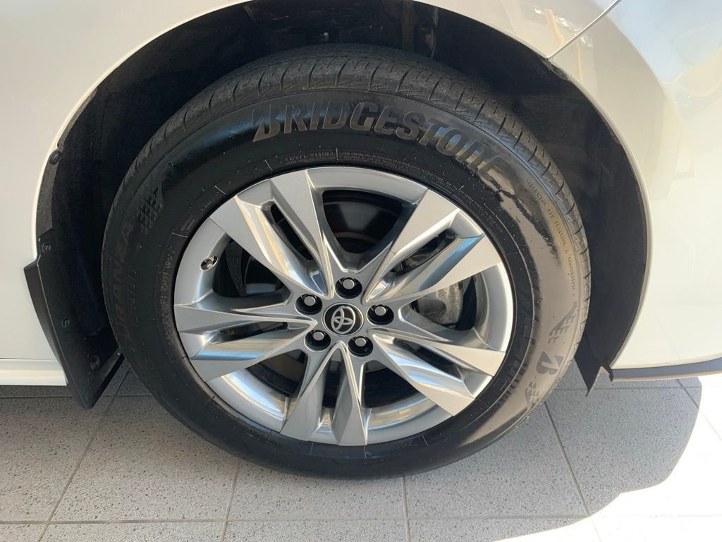 2024 Toyota Sienna XLE - Photo 26