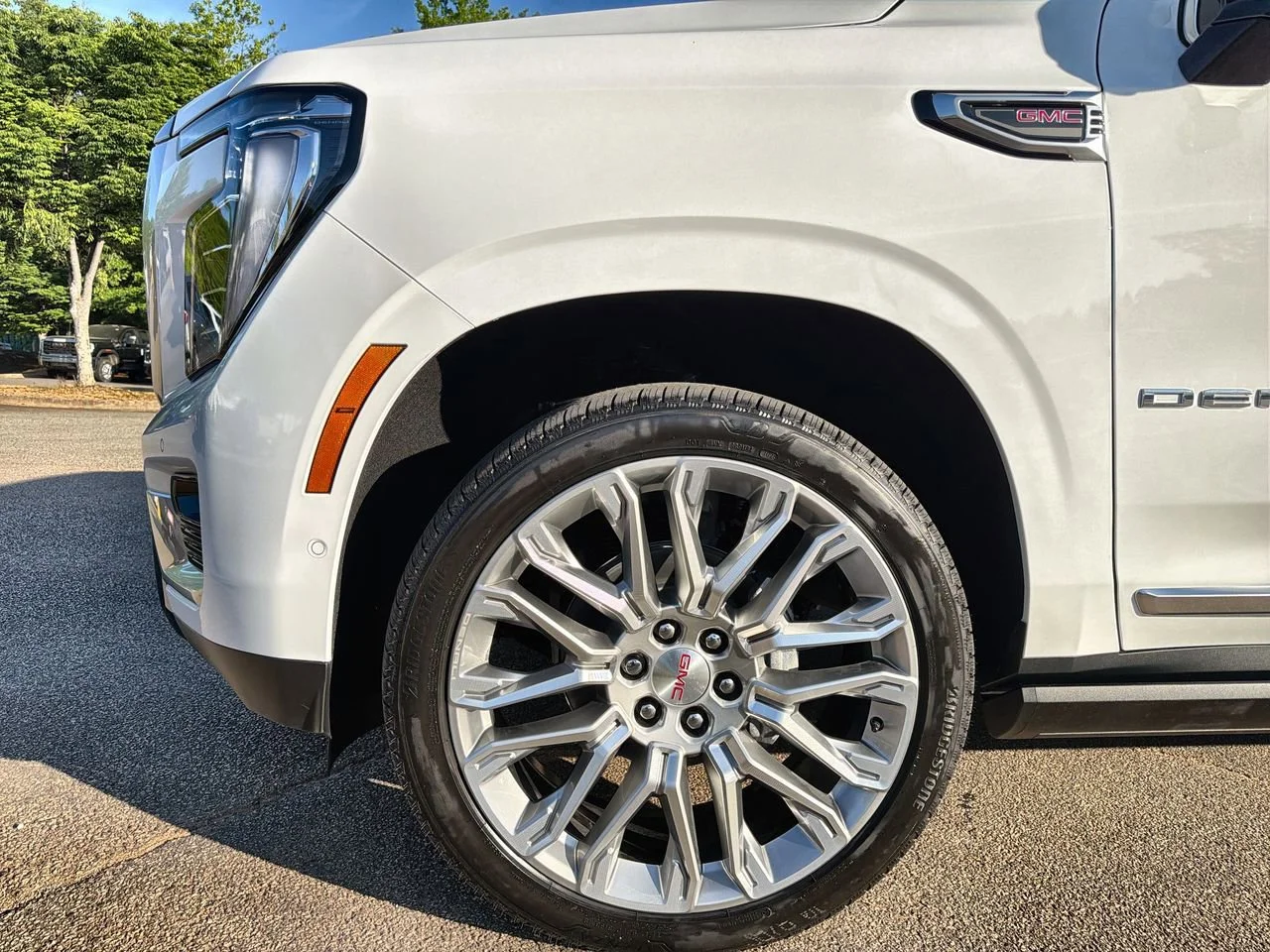 New 2026 Summit White GMC Denali image 28