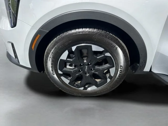Used 2025 Gray Kia S image 38