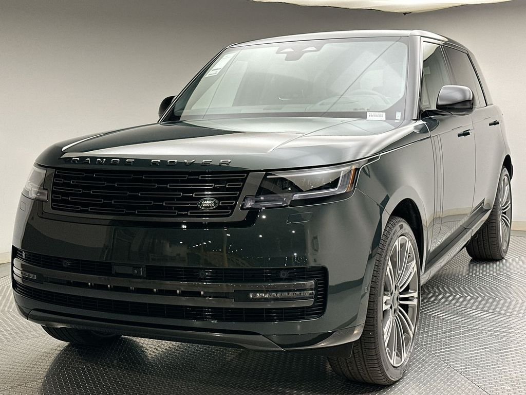 New 2026 Belgravia Green Land Rover SE image 1