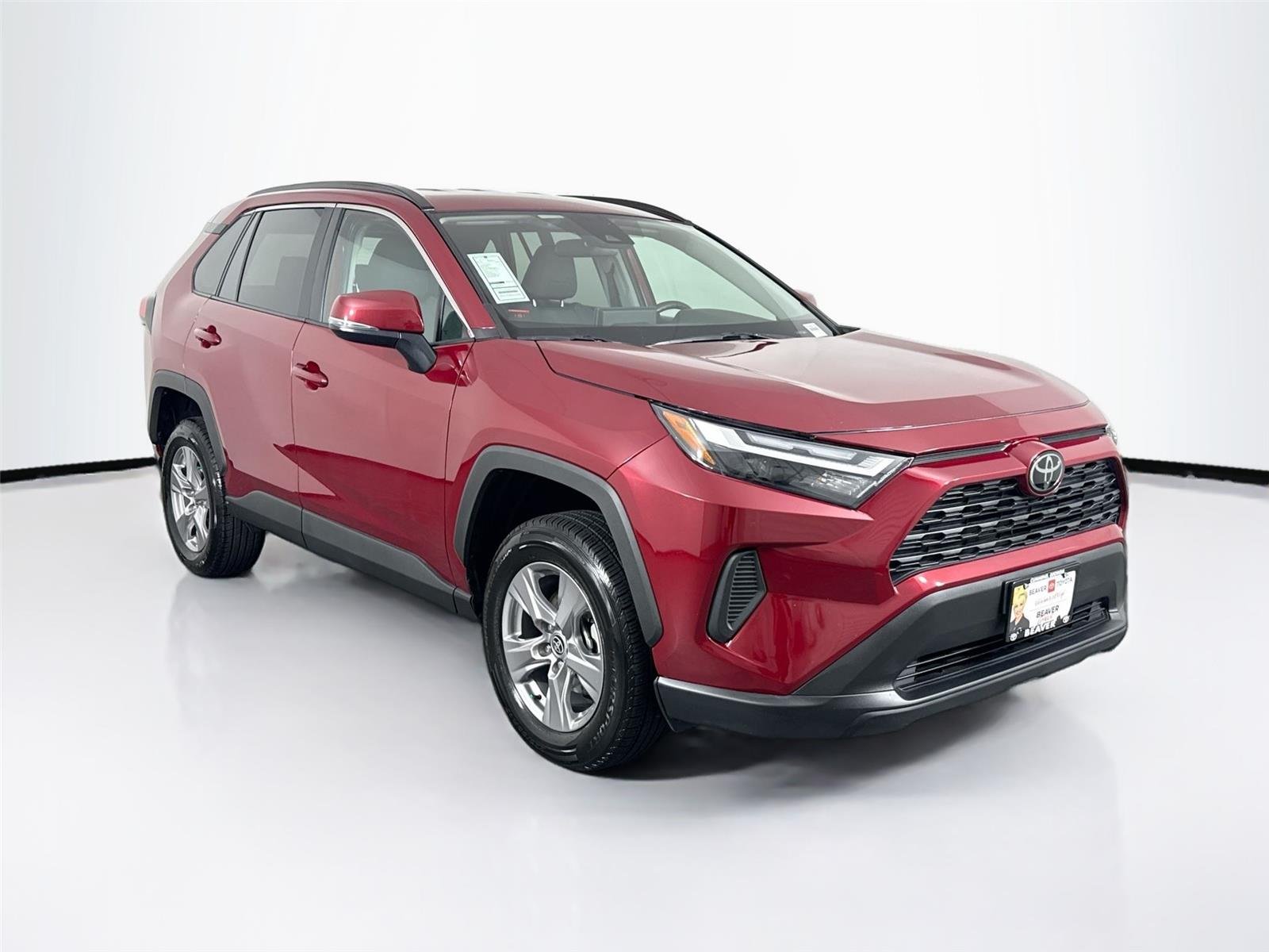 Certified Used 2025 Ruby Flare Pearl Toyota XLE image 9