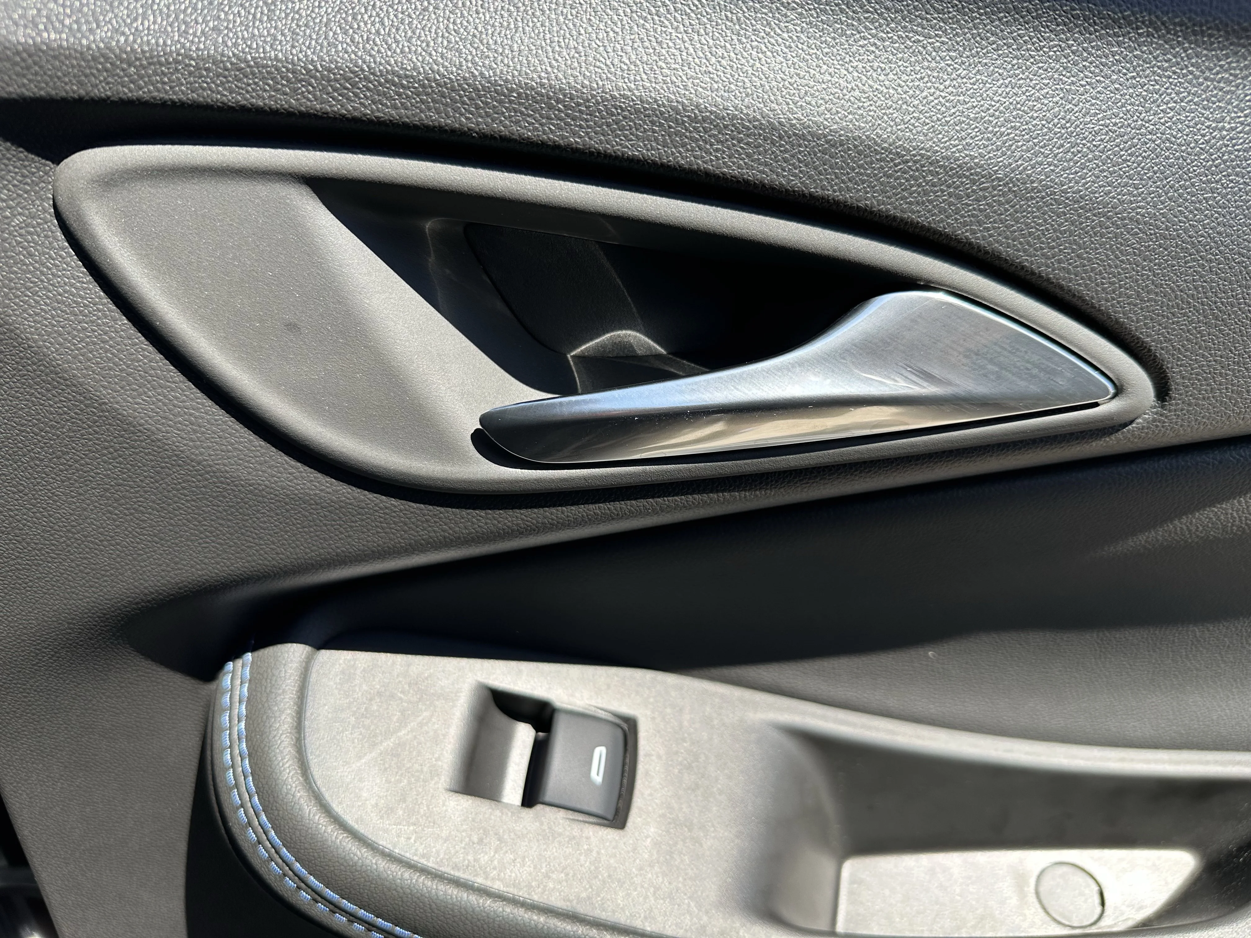 Certified Used 2026  Buick Sport Touring image 21