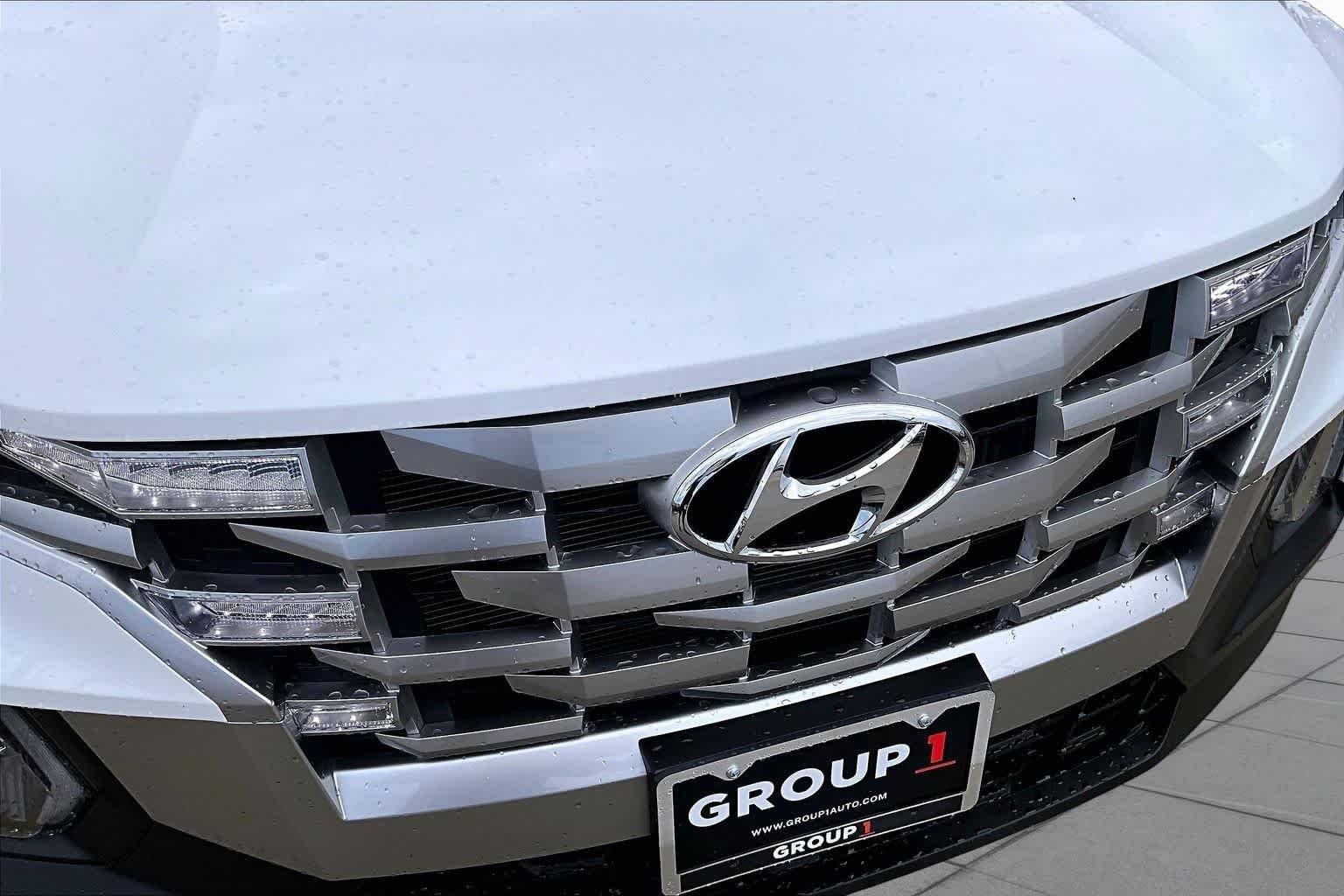Used 2022 Ice White Hyundai SEL Premium image 29