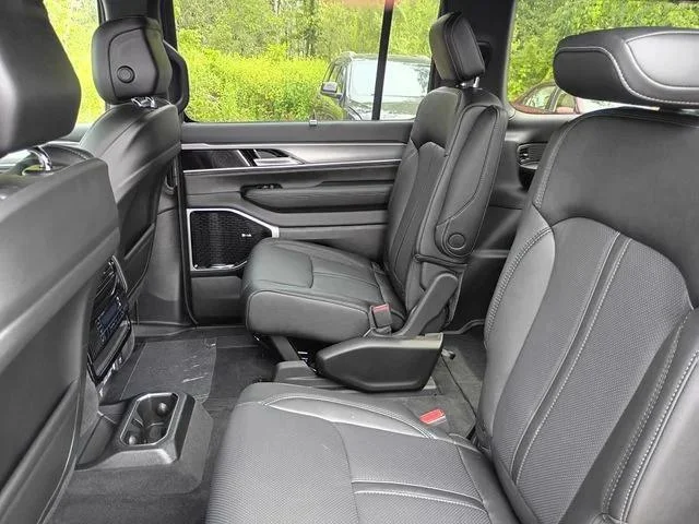 New 2026 Baltic Gray Metallic Clearcoat Jeep Limited Reserve image 18