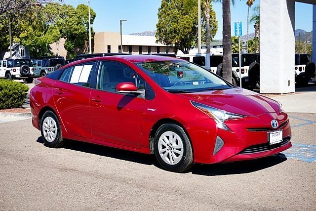 Used 2016 Red Toyota Two image 5