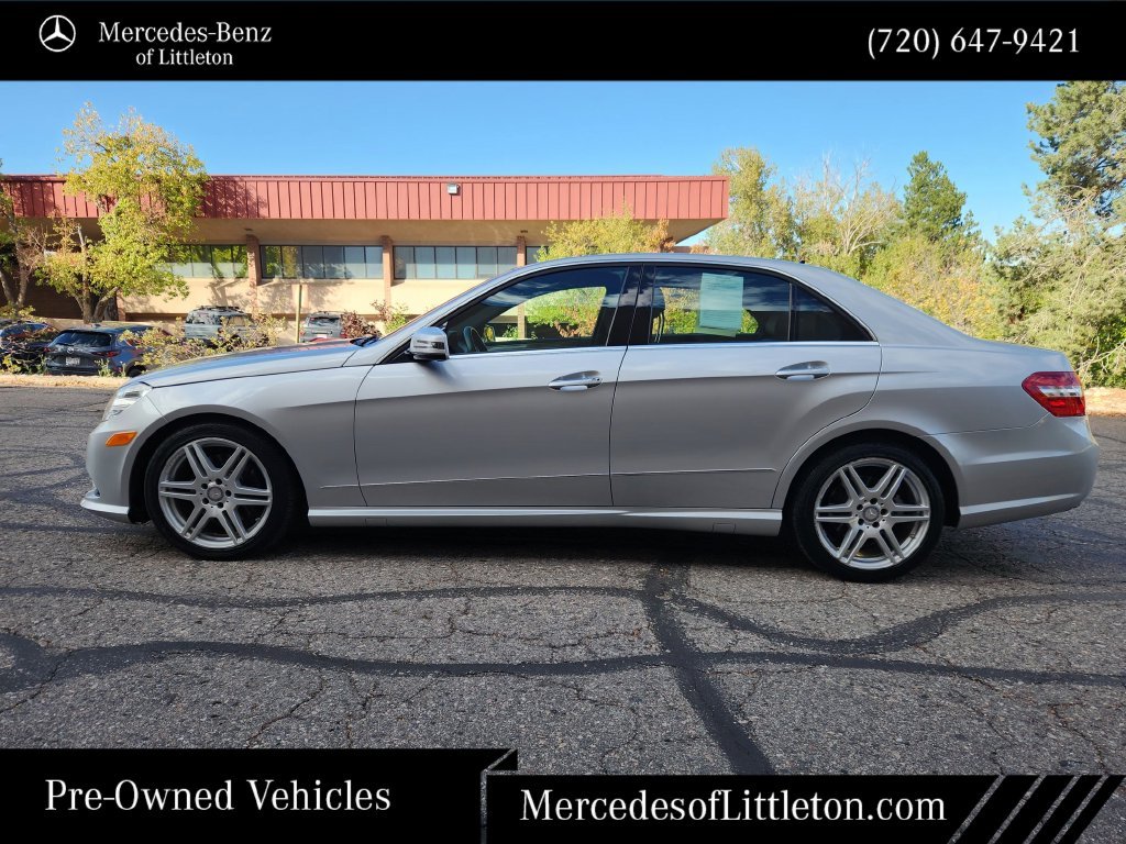 Used 2010  Mercedes-Benz E 350 image 4