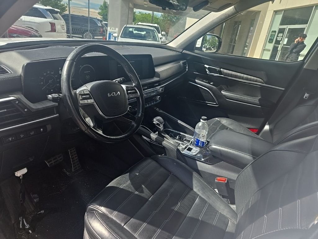 Used 2024 White Kia SX-Prestige image 10