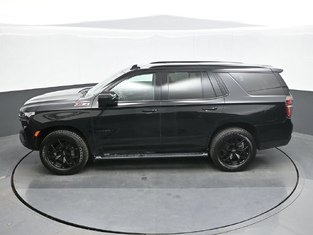 Used 2022 Black Chevrolet Z71 image 12