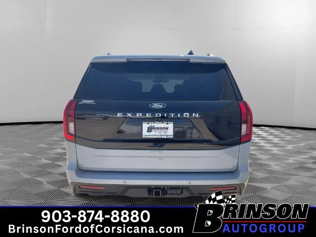 New 2027 Glacier Gray Metallic Tri-Coat Ford Active image 25