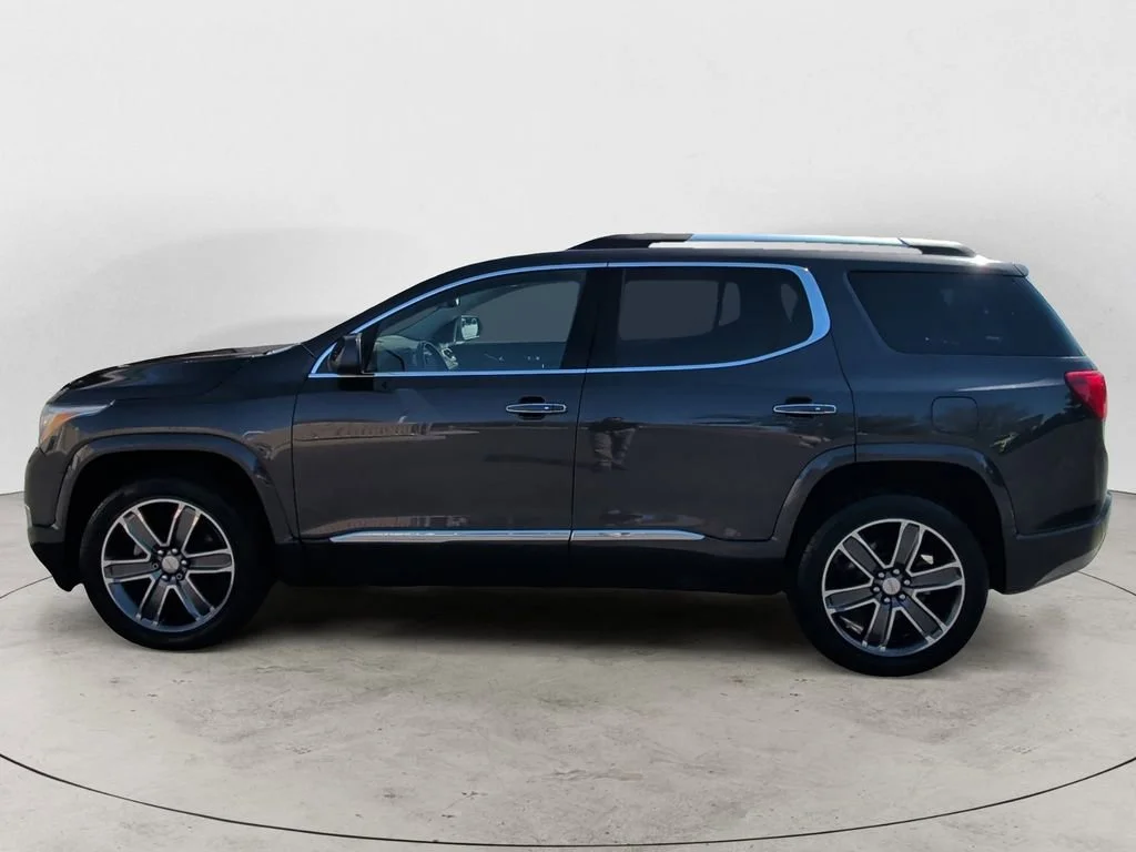 Used 2019 IRIDIUM METALLIC GMC Denali image 2