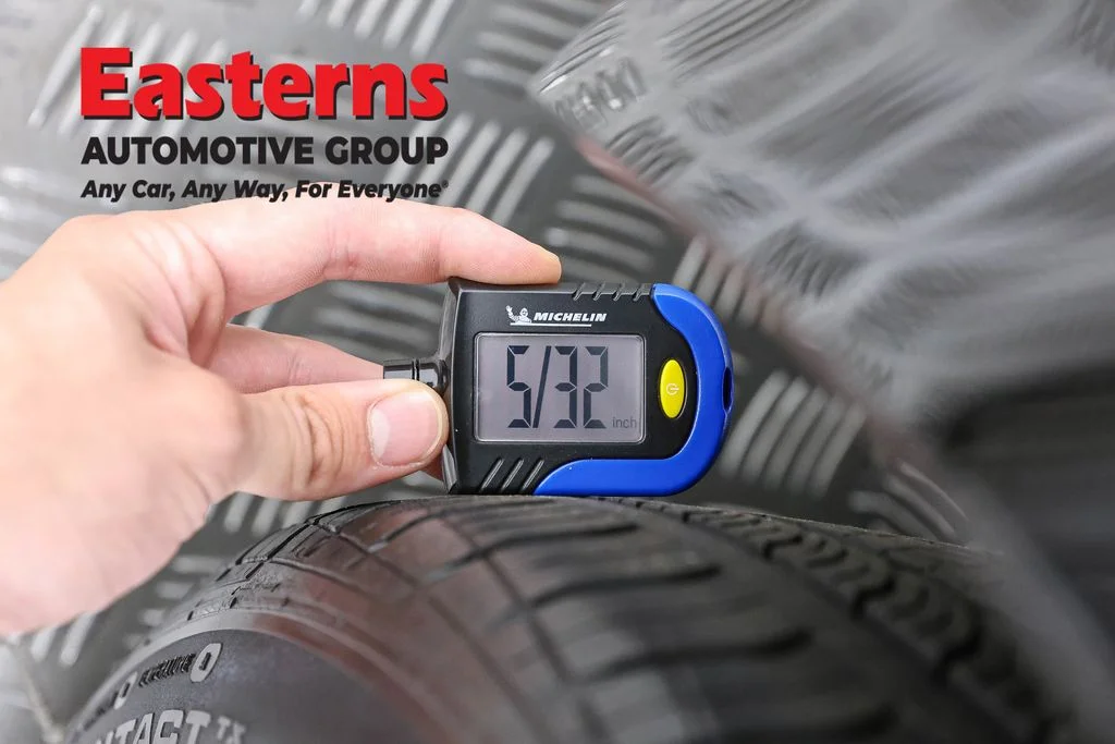 Used 2023 Black Nissan 2.5 SV image 29