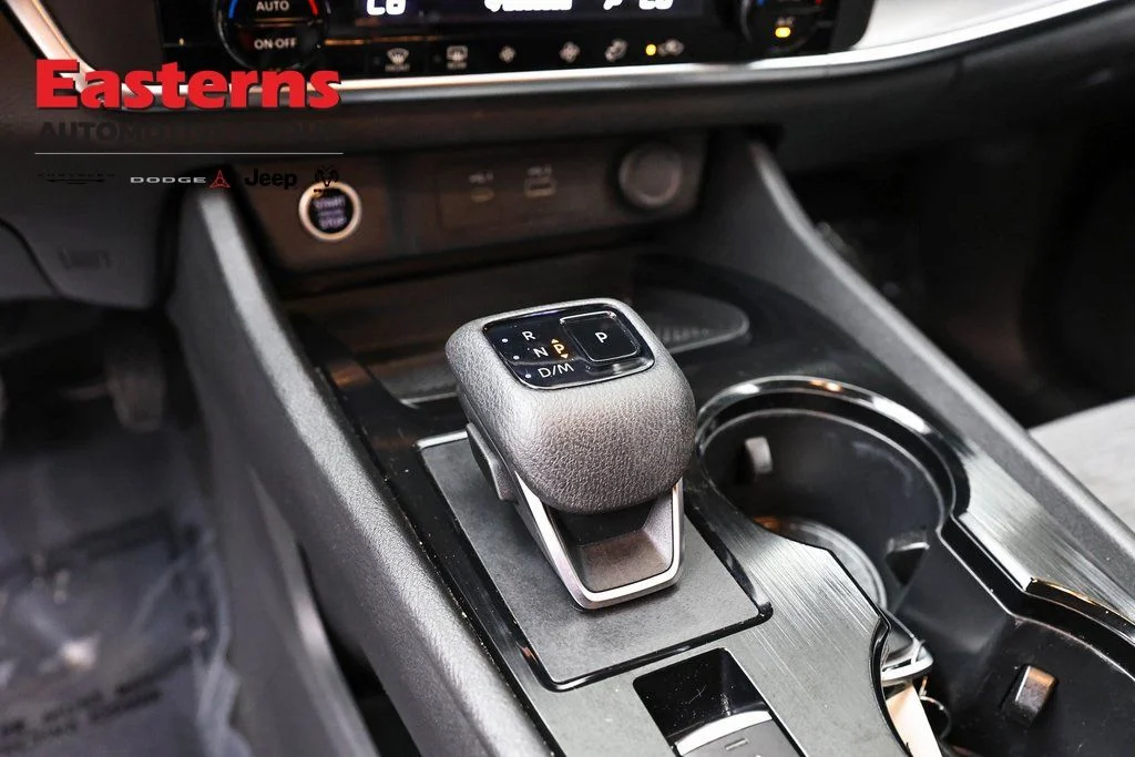 Used 2023 Gray Nissan SV image 20